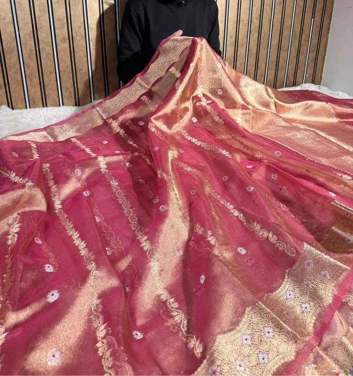 Metallic Rusted Pink Kora Tissue Silk Meenakari Traditional Weave Banarasi Saree