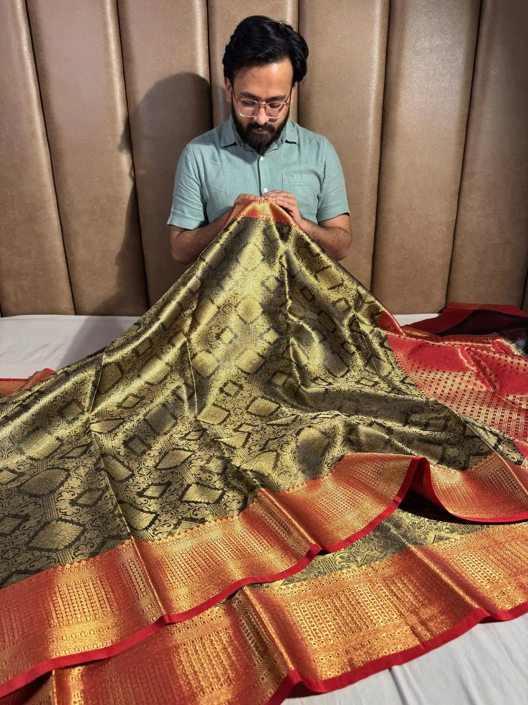 Metallic Shade Banarasi Tissue Silk Saree with Rich Pallu and Blouse