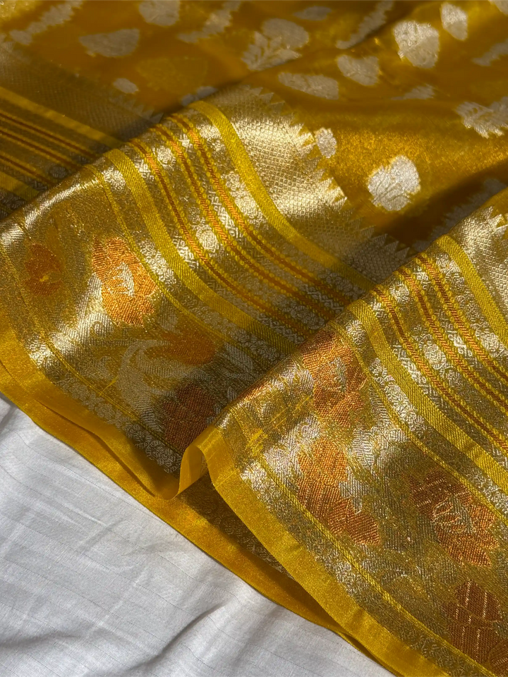 Metallic Yellow Tissue Silk Jacquard Traditional Weave Banarasi Saree