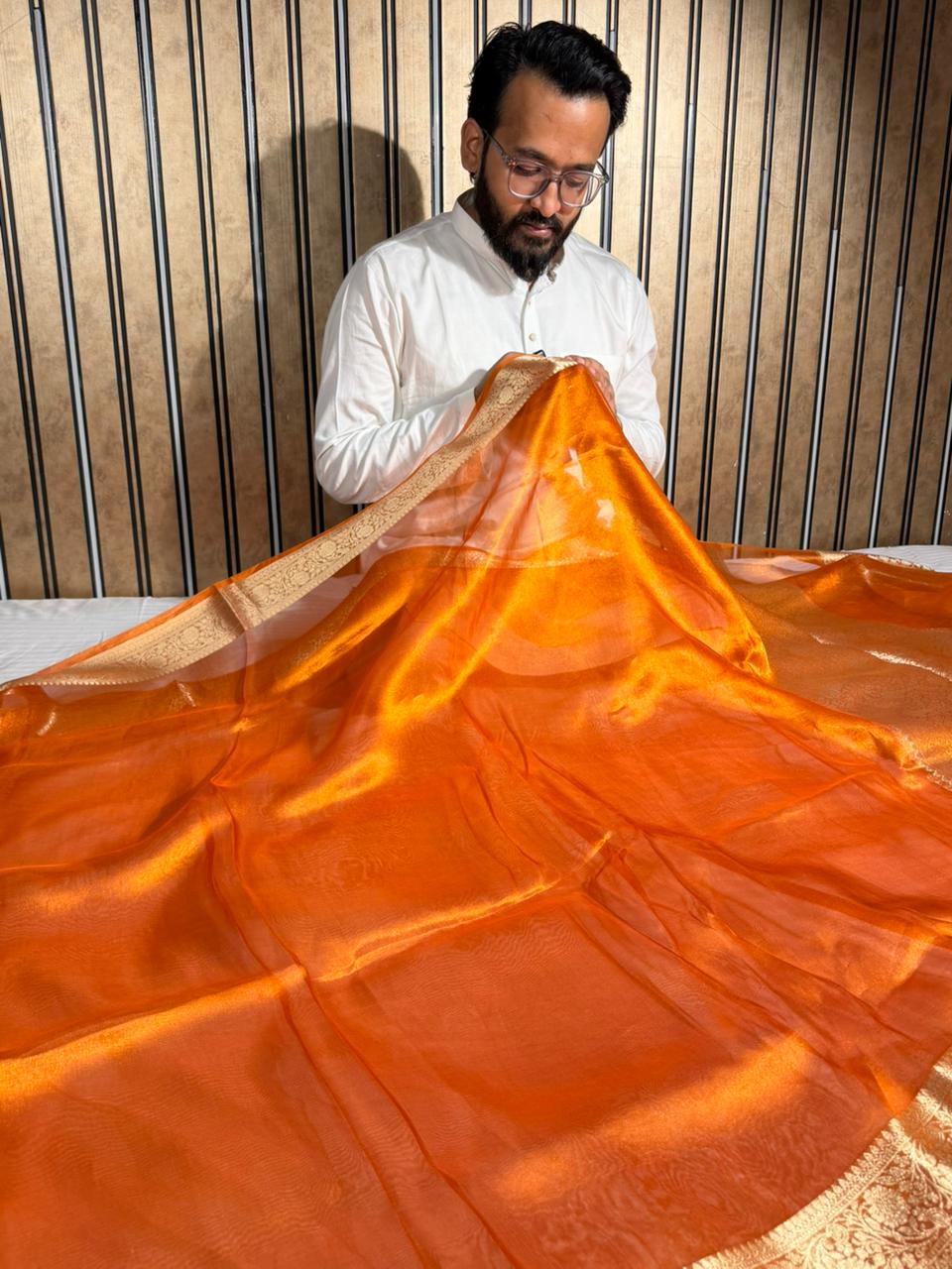 Metallic Orange Pure Tissue Silk Traditional Weave Banarasi Saree