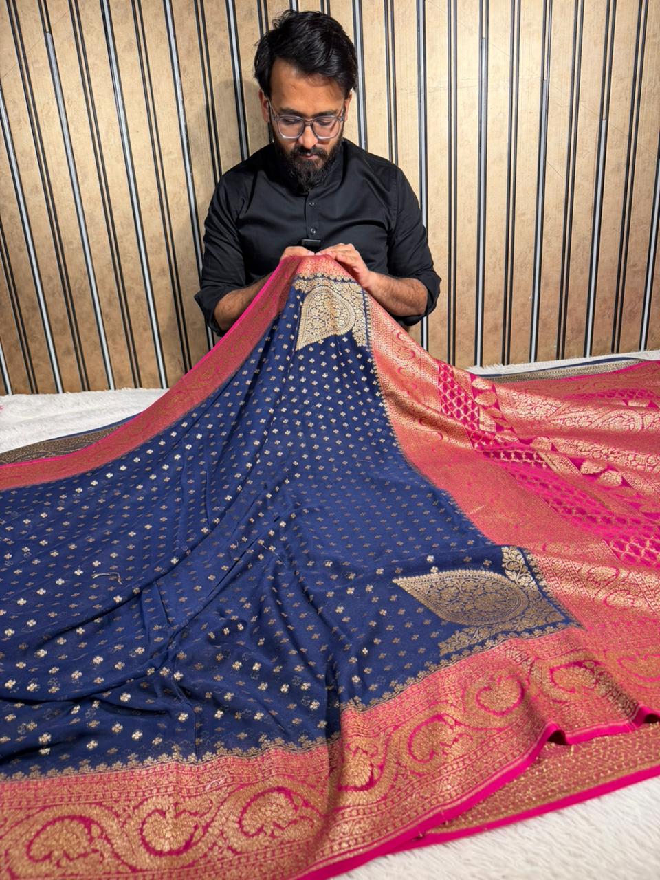 Navy Blue Contrast Pure Crepe Georgette Silk Heritage Antique Zari Weave Banarasi Sare