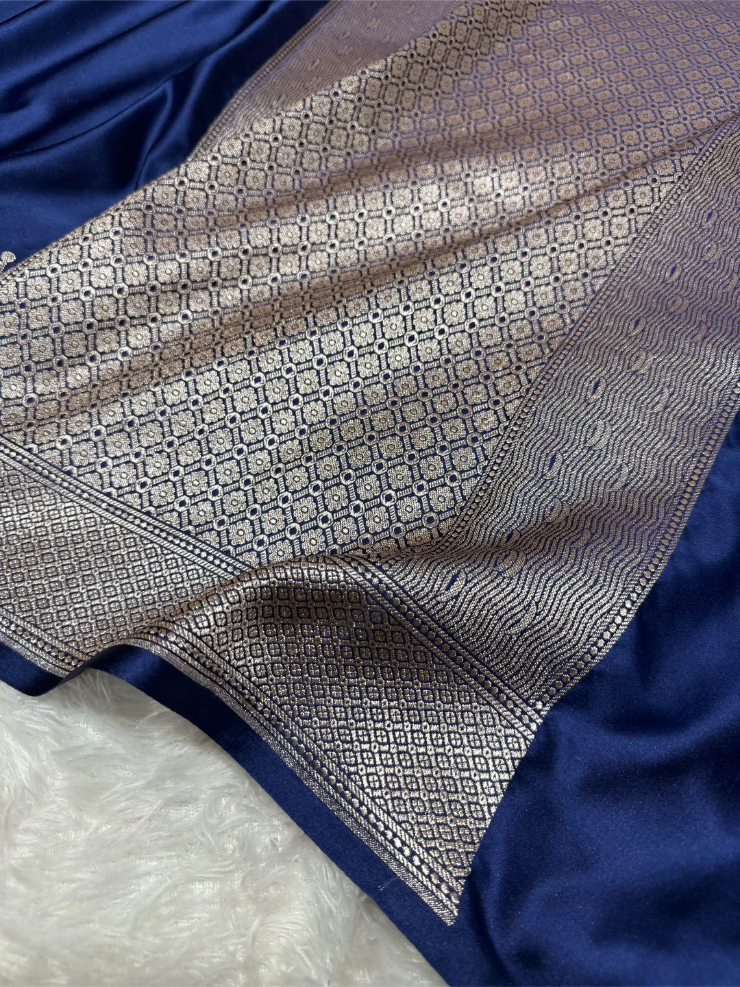 Navy Blue Mashru Katan Silk Ghats Banarasi Saree