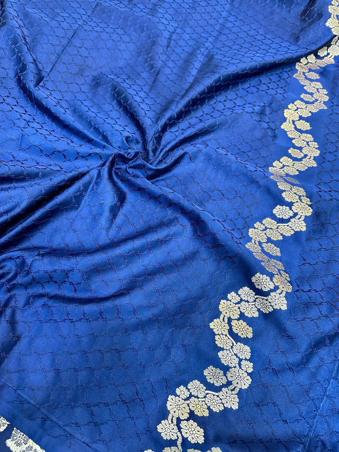 Navy Blue Mashru Katan Silk Zari Buta Banarasi Saree