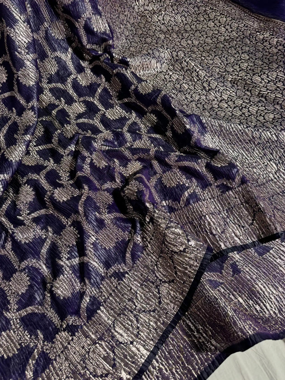 Navy Blue Pashmina silk saree with vertical crush pattern and rich pallu