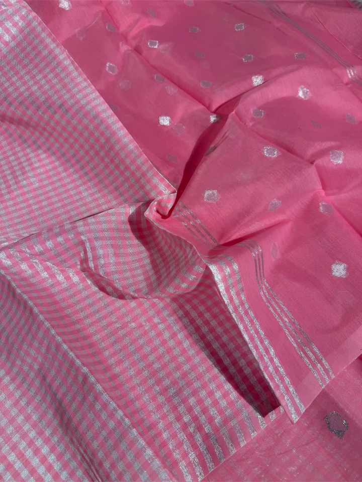 Nayanthara Ma’am Inspired Checked Tissue Silk Saree