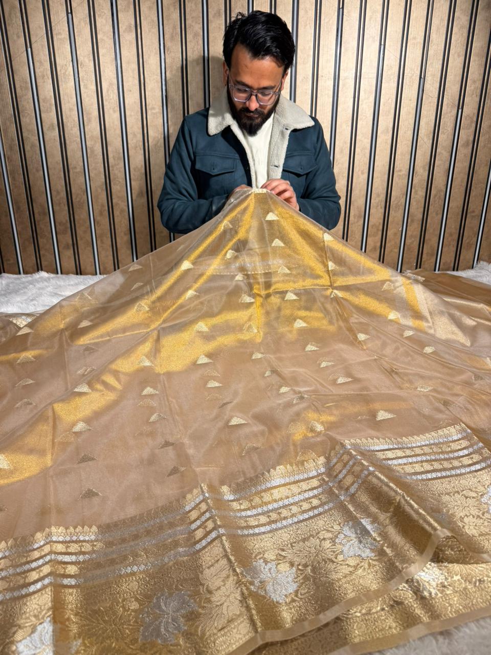 Never Seen Before Copper Tissue Silk Traditional Weave Banarasi Saree