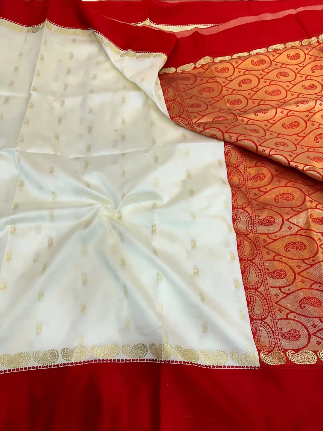 Off- White Soft Banarasi Silk Saree