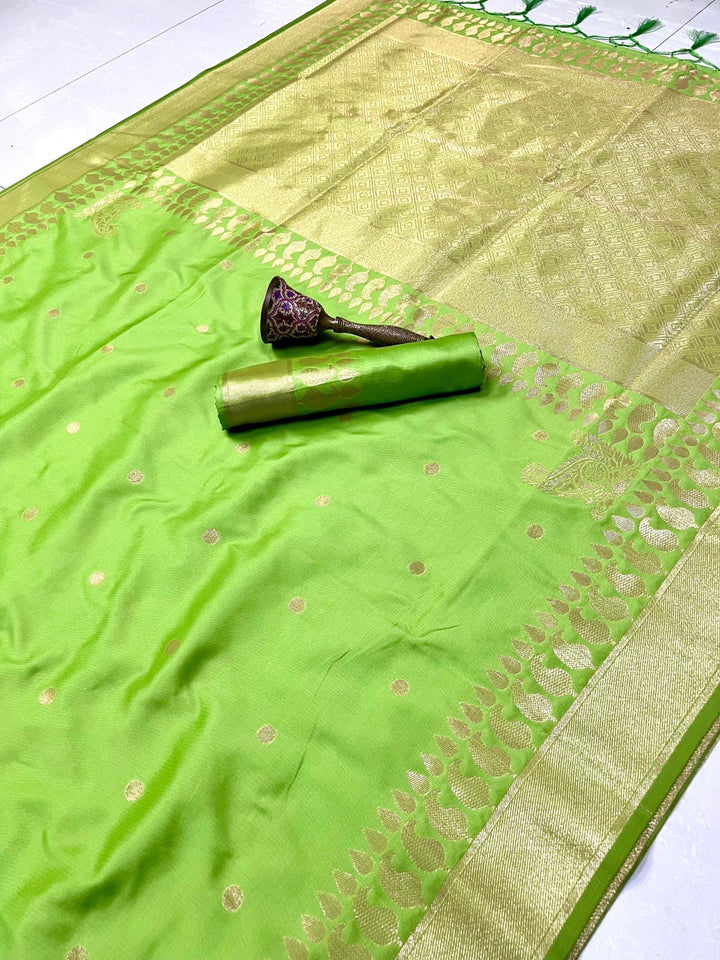 Madhuri Dixit Inspired Premium Katan Silk Saree with Rich Pallu and Blouse