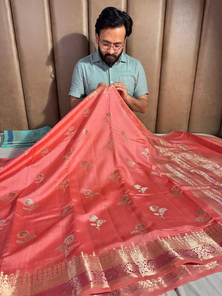 Pastel Peach Pure Chiniya Silk Handbrush Paint Banarasi Saree 