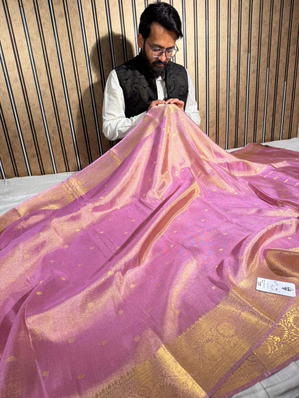 Peach Soft Breathable Tissue Silk Banarasi Saree