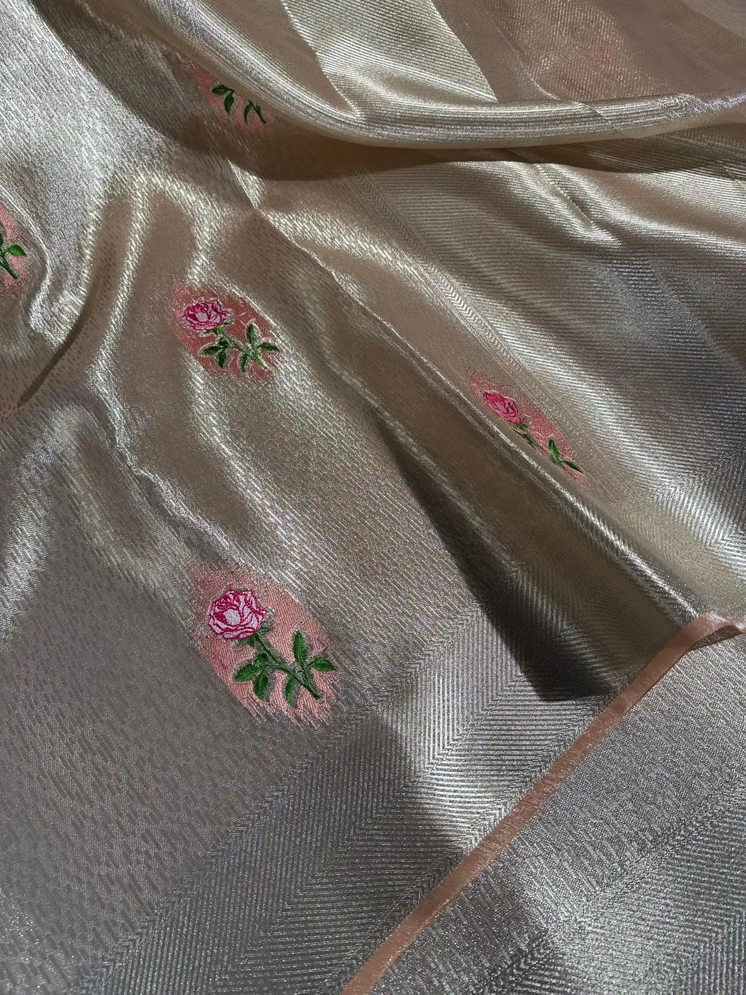 Peaches Gold Tissue Silk Knitted Embroidery Work Banarasi Saree