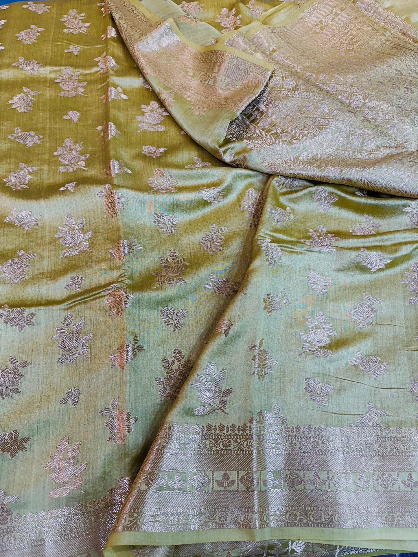 Light Mehendi Shade Chiniya Silk Saree