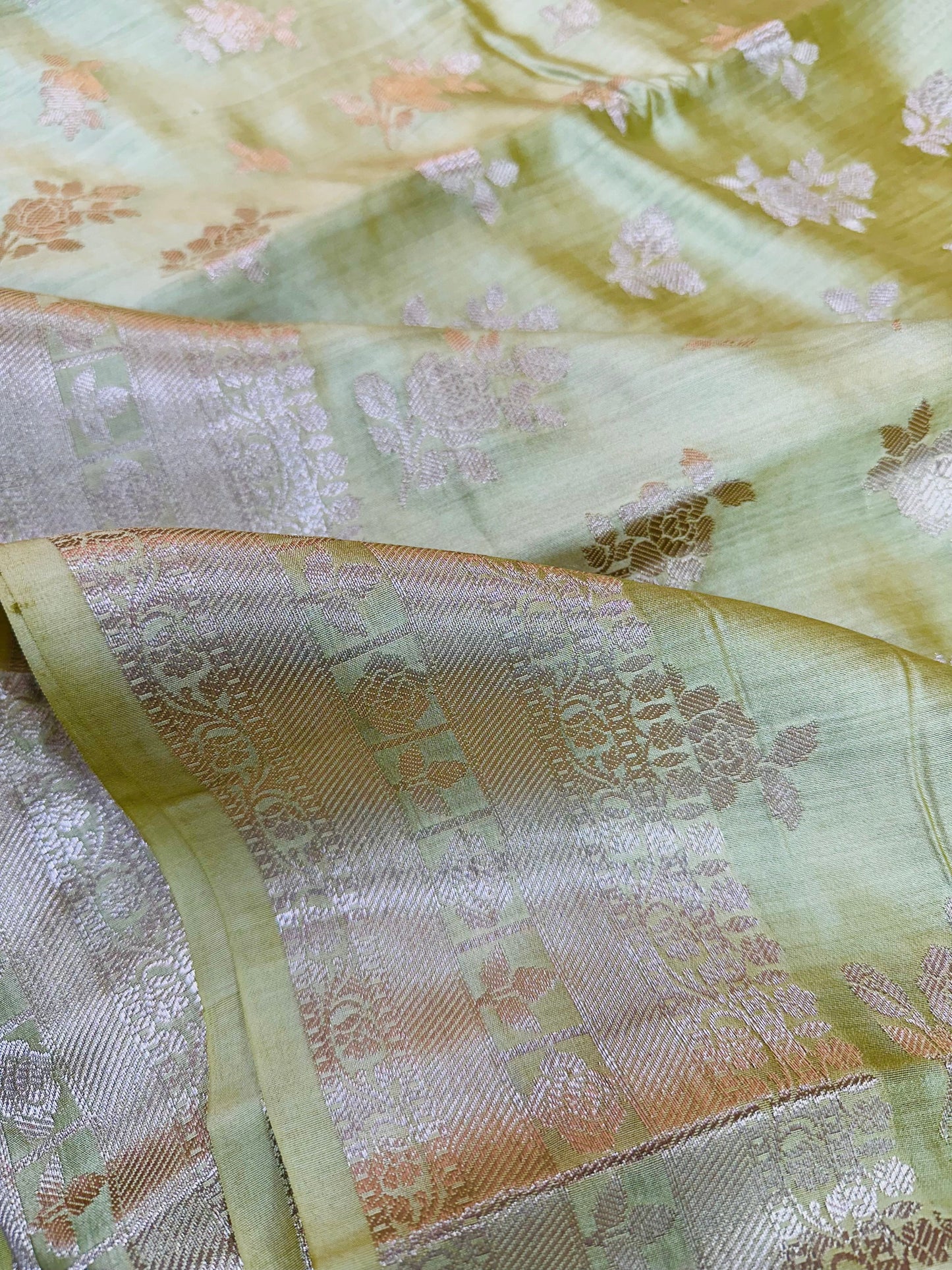 Light Mehendi Shade Chiniya Silk Saree