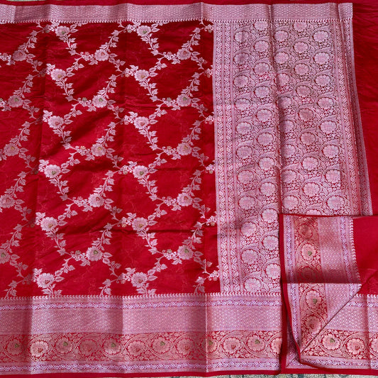 Premium Chiniya Silk Saree with rich pallu and blouse