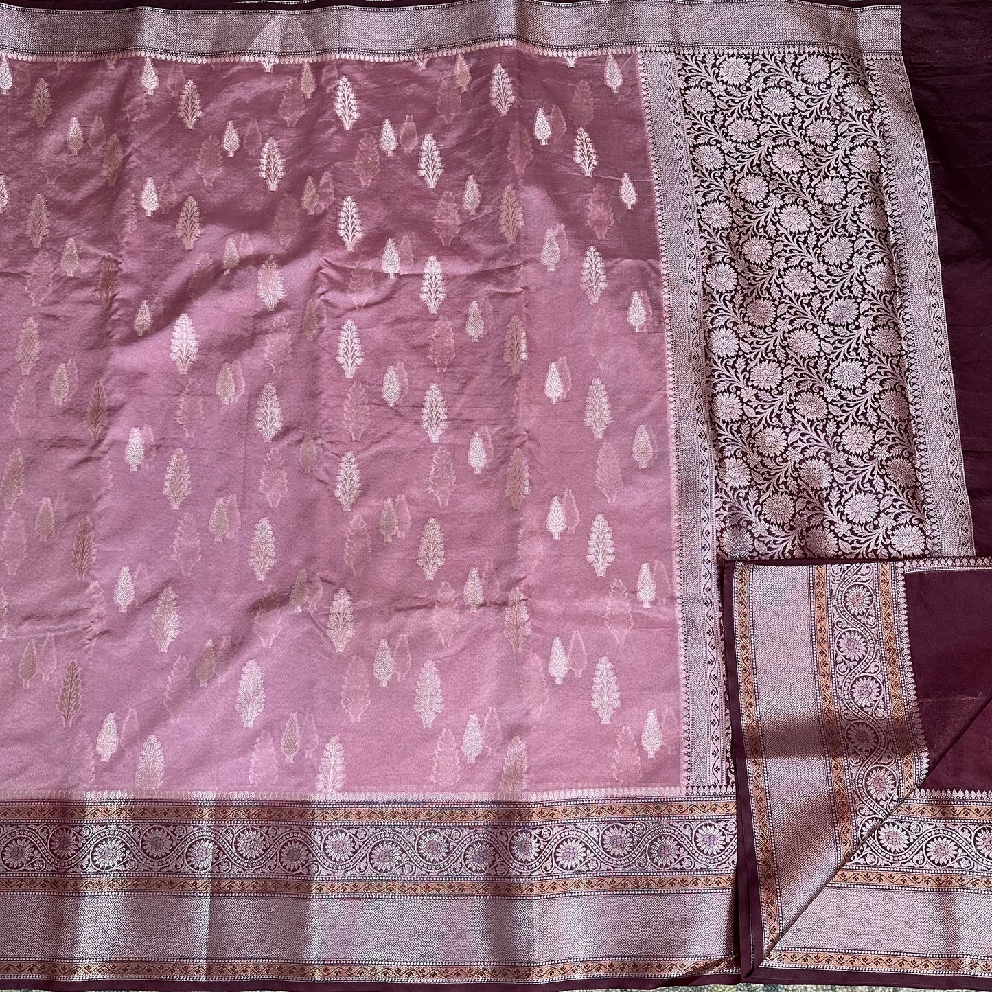 Muave Peach Chinia Silk Banarasi Saree