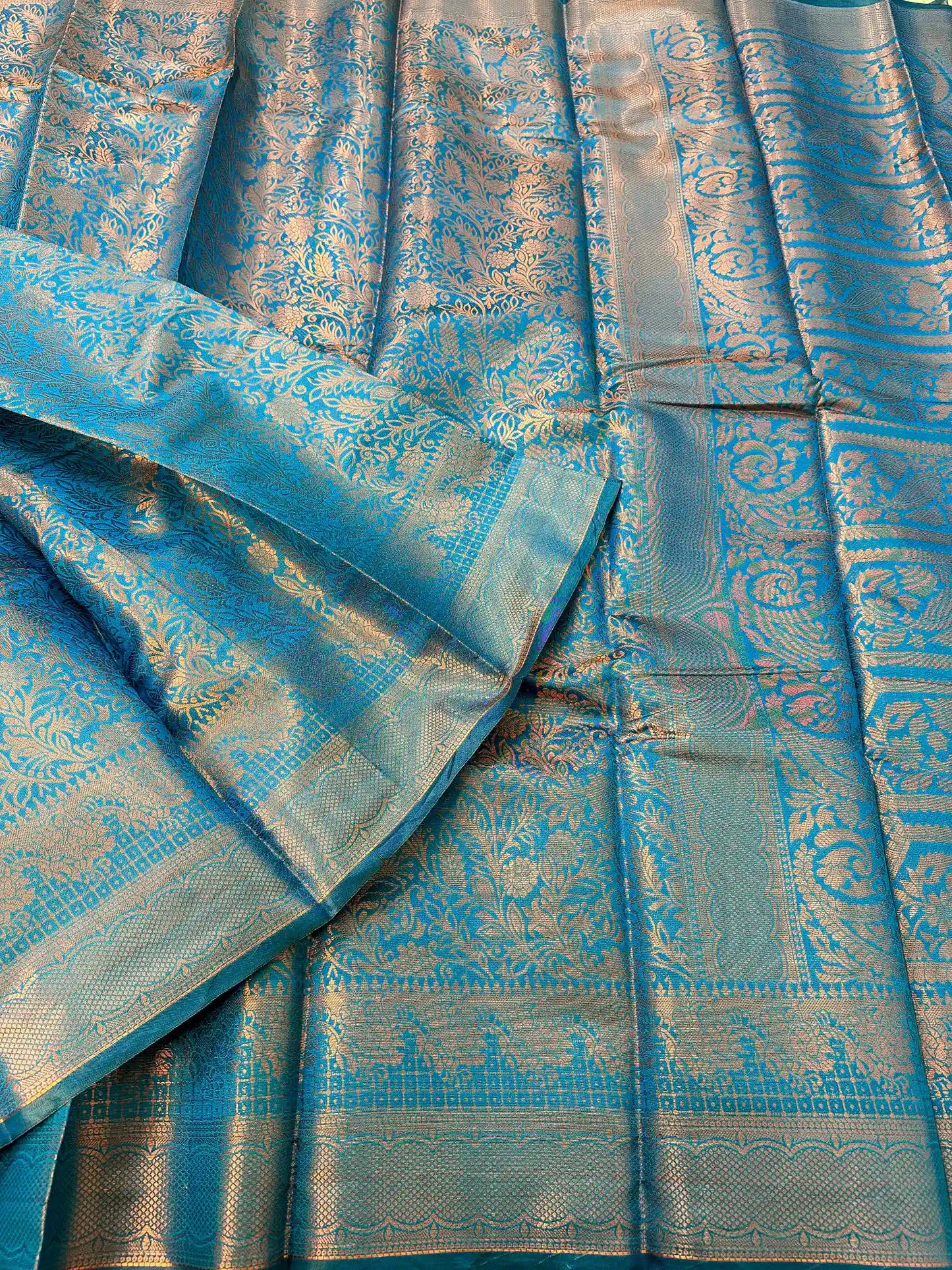 Exclusive SoftSilk Jacquard Banarasi Saree