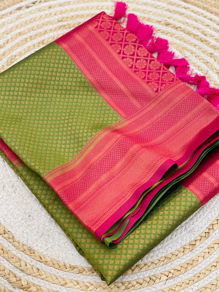 Traditonal Kubera Pattu Saree with Rich Pallu and Blouse