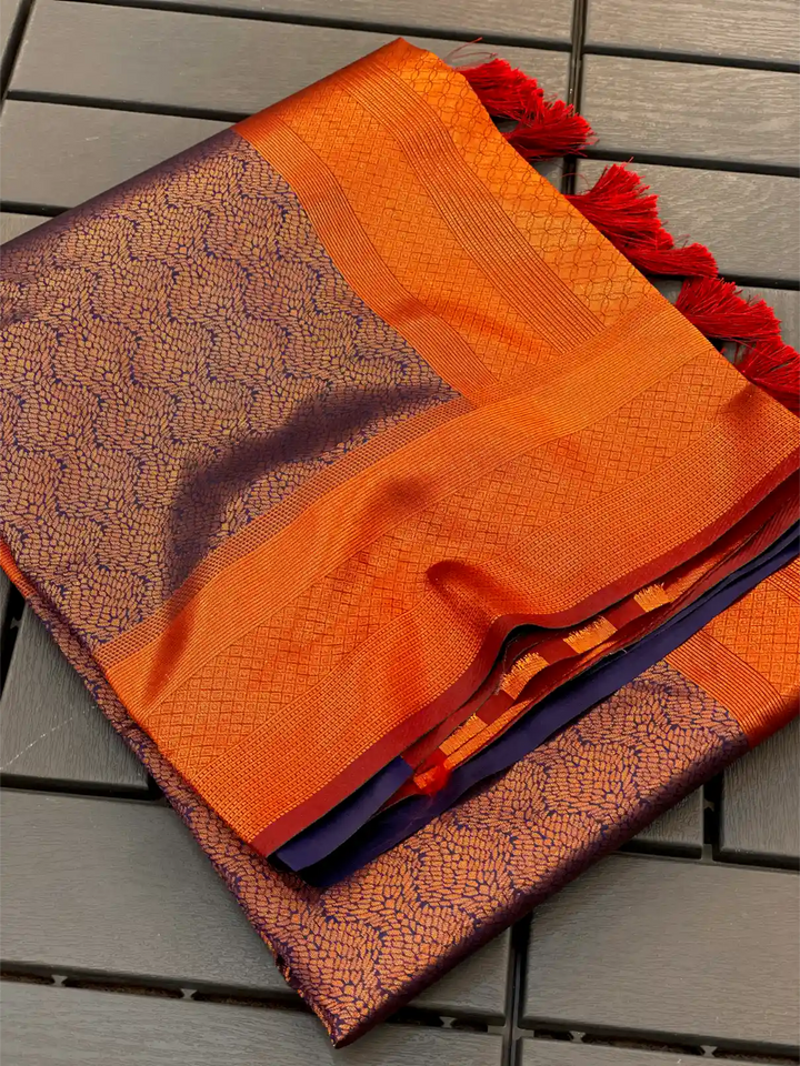 Traditonal Kubera Pattu Saree with Rich Pallu and Blouse