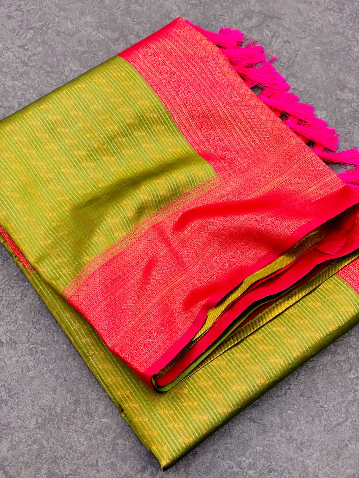 Traditonal Kubera Pattu Saree with Rich Pallu and Blouse