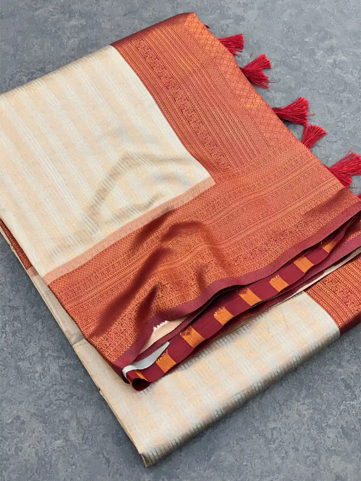 Traditonal Kubera Pattu Saree with Rich Pallu and Blouse