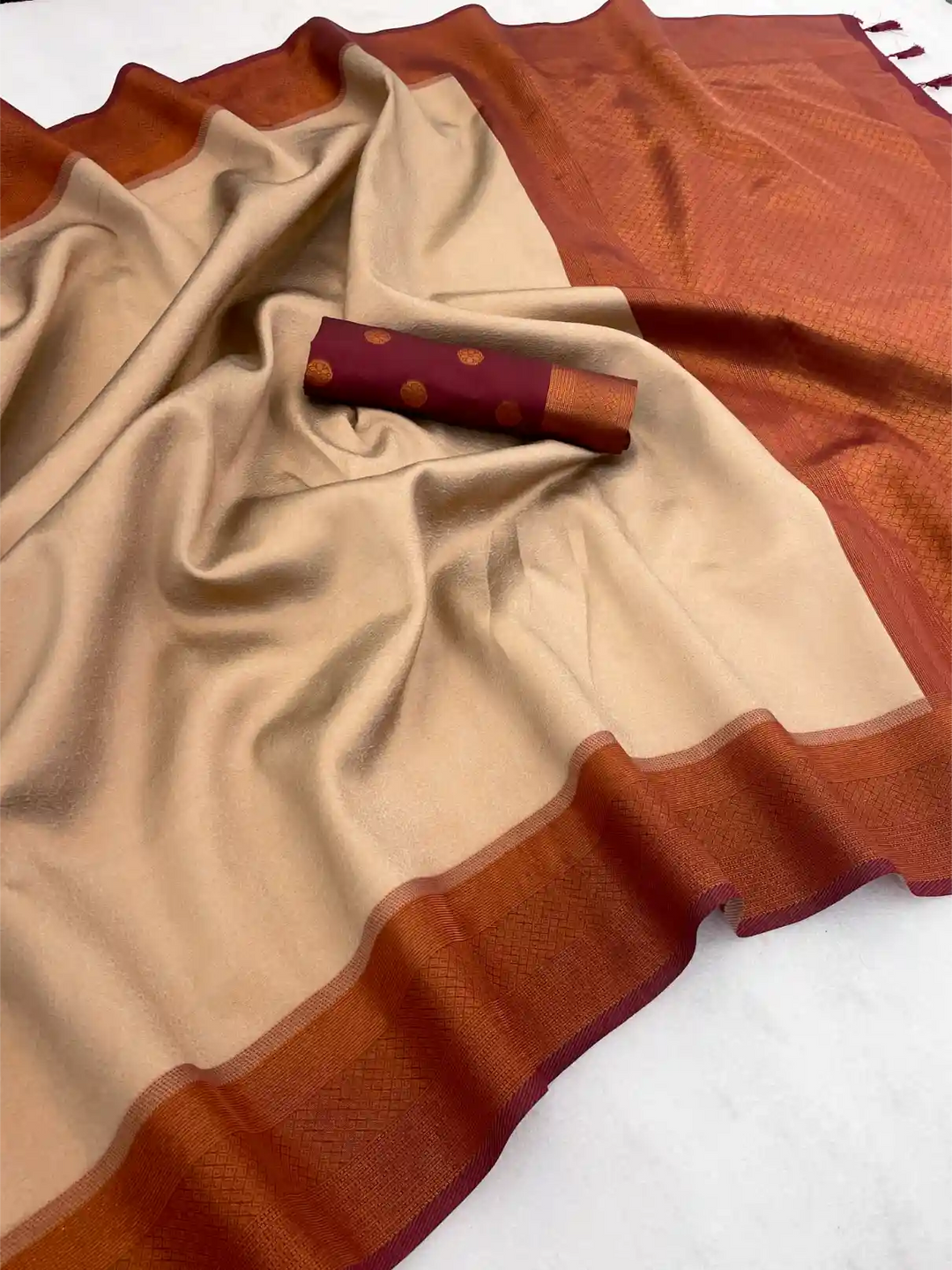 Traditonal Kubera Pattu Saree with Rich Pallu and Blouse