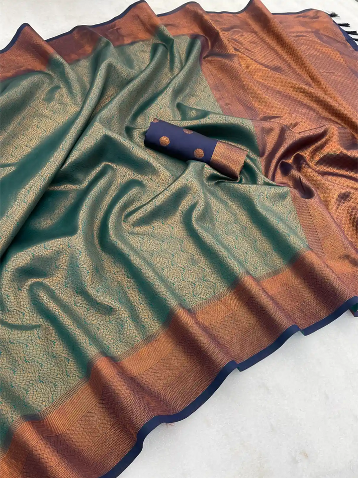 Traditonal Kubera Pattu Saree with Rich Pallu and Blouse