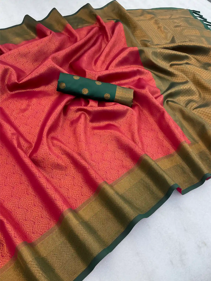 Traditonal Kubera Pattu Saree with Rich Pallu and Blouse