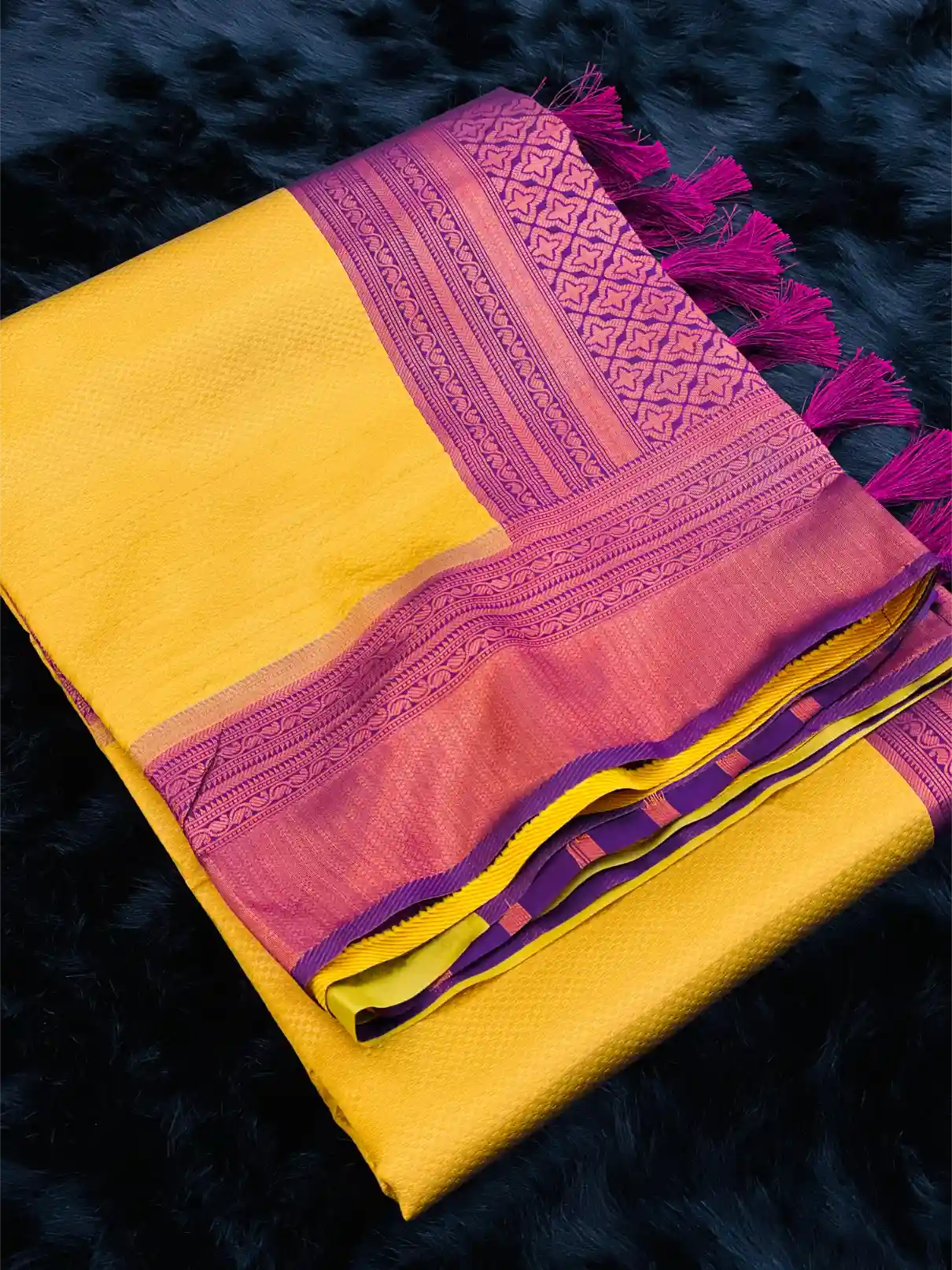 Traditonal Kubera Pattu Saree with Rich Pallu and Blouse