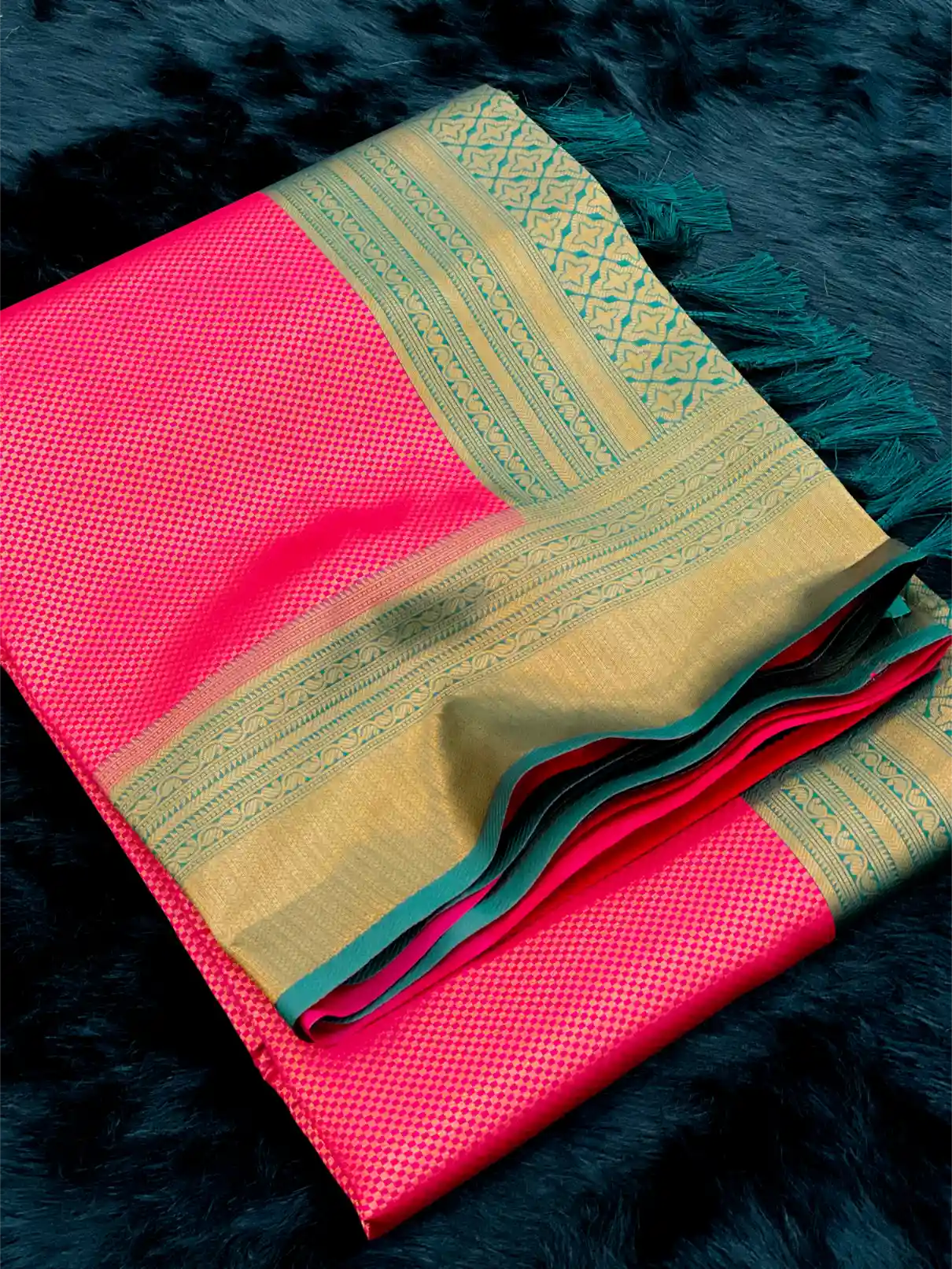 Traditonal Kubera Pattu Saree with Rich Pallu and Blouse