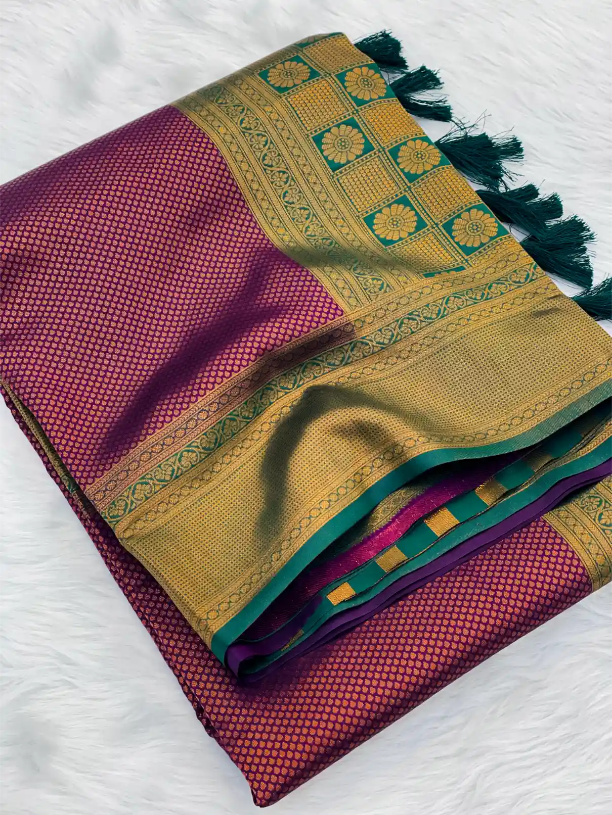 Traditonal Kubera Pattu Saree with Rich Pallu and Blouse