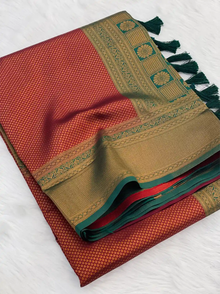 Traditonal Kubera Pattu Saree with Rich Pallu and Blouse