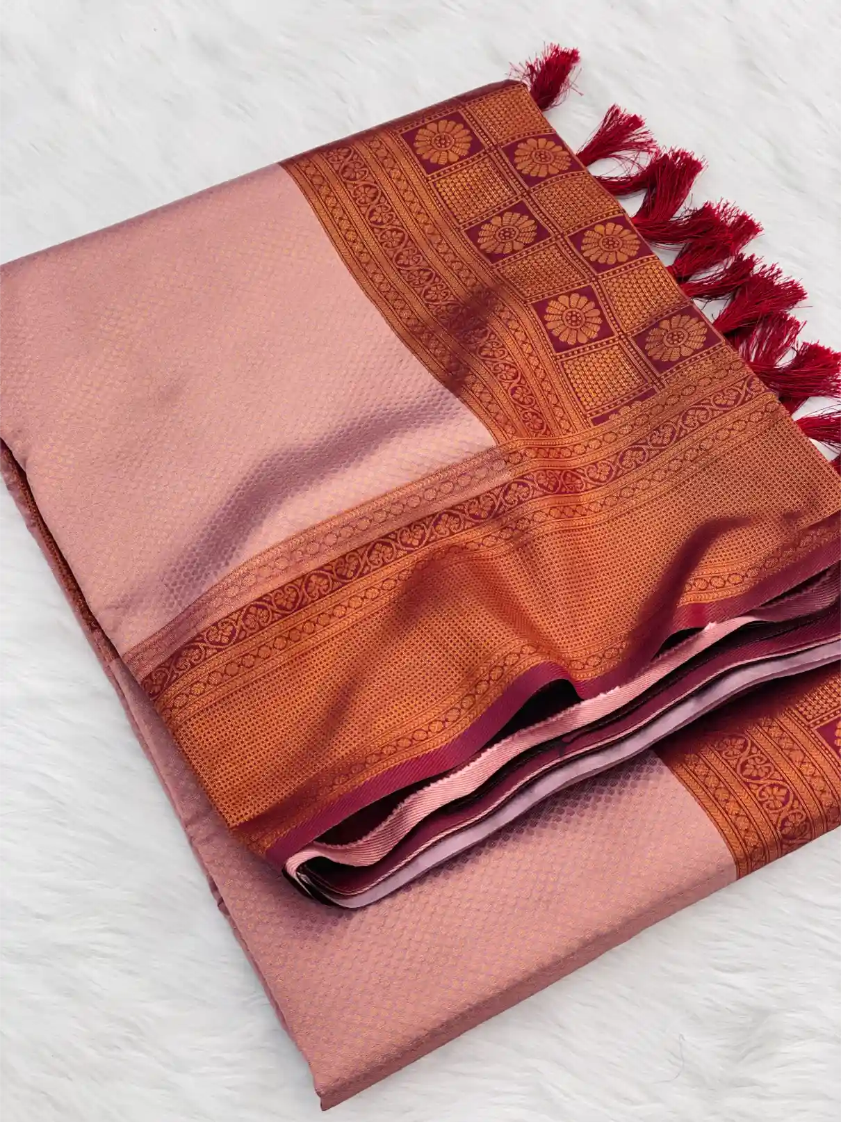 Traditonal Kubera Pattu Saree with Rich Pallu and Blouse