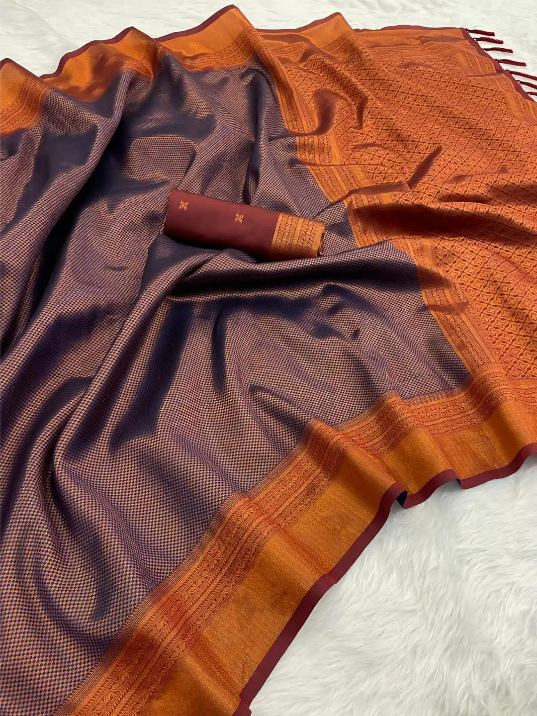 Traditonal Kubera Pattu Saree with Rich Pallu and Blouse