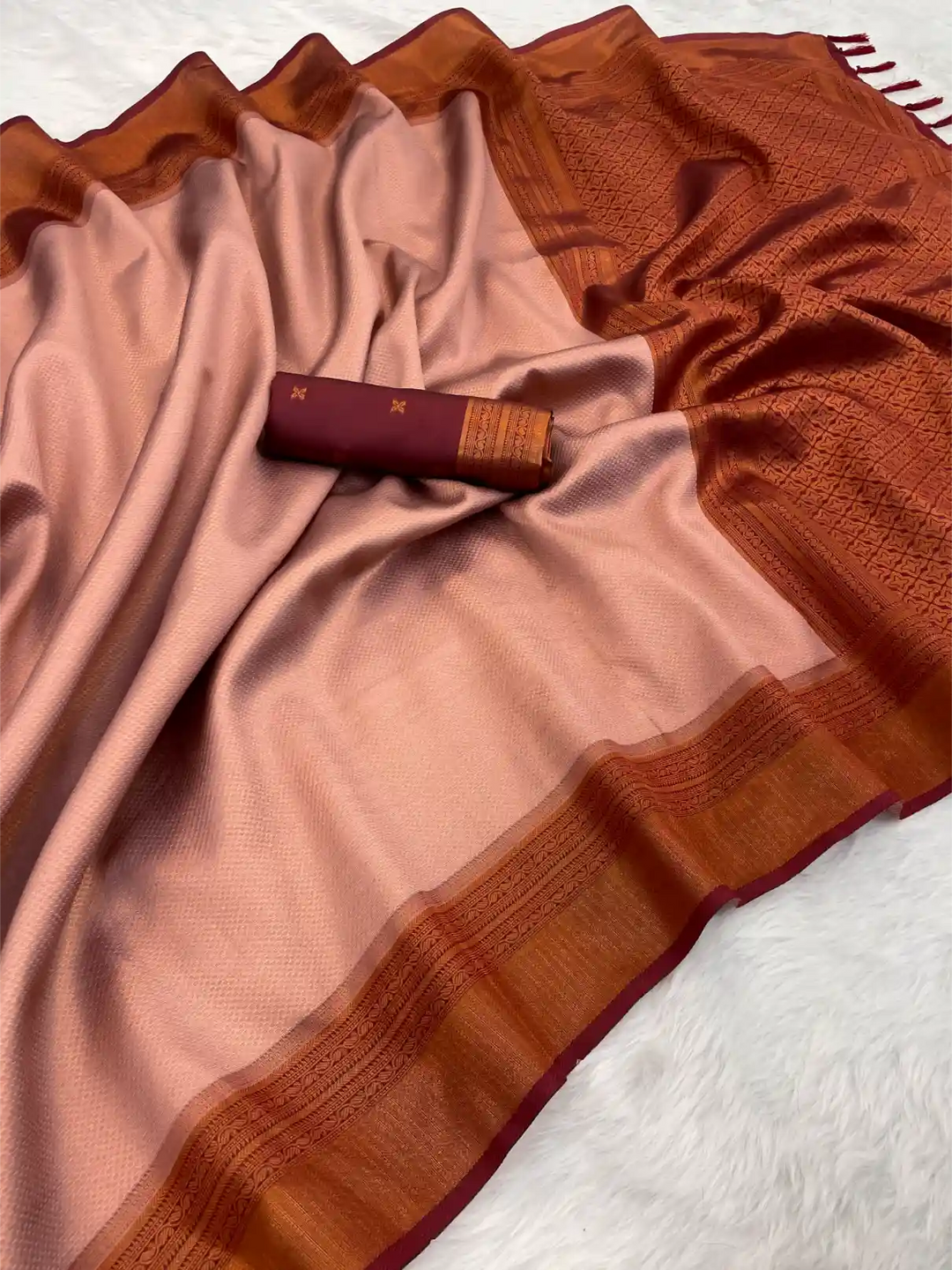 Traditonal Kubera Pattu Saree with Rich Pallu and Blouse