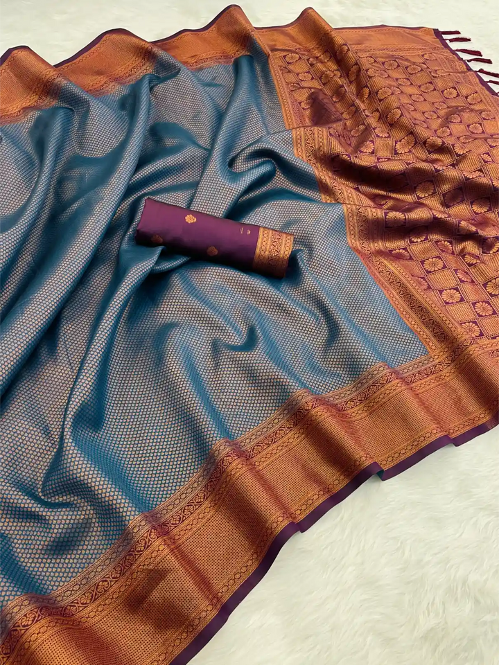 Traditonal Kubera Pattu Saree with Rich Pallu and Blouse