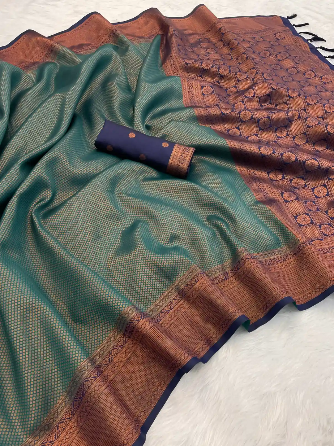 Traditonal Kubera Pattu Saree with Rich Pallu and Blouse