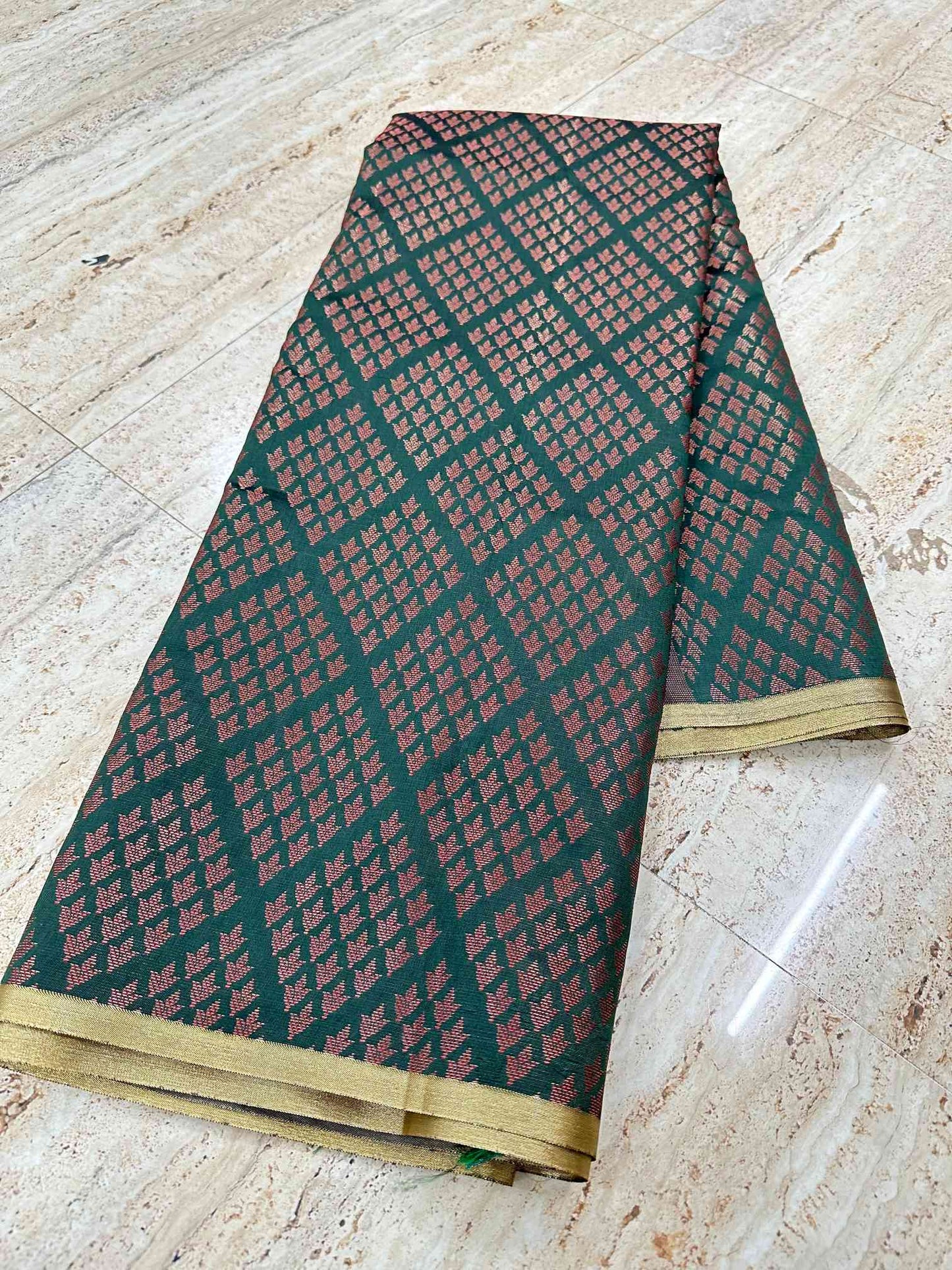 Pretty Colour Shade Soft Silk Saree