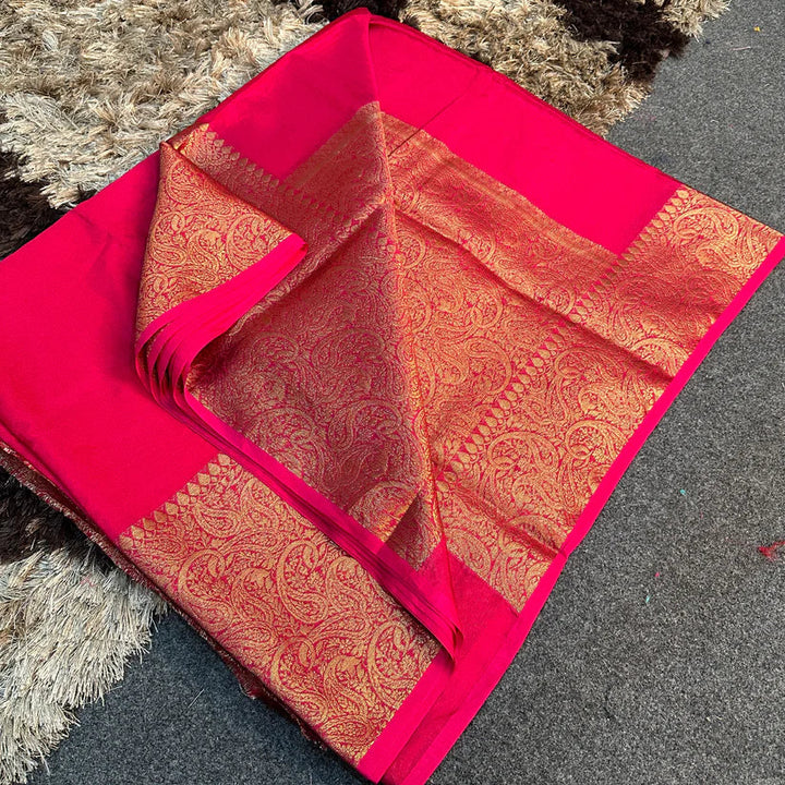 Pink Warm Silk Kathbandh Weaving Banarasi Saree