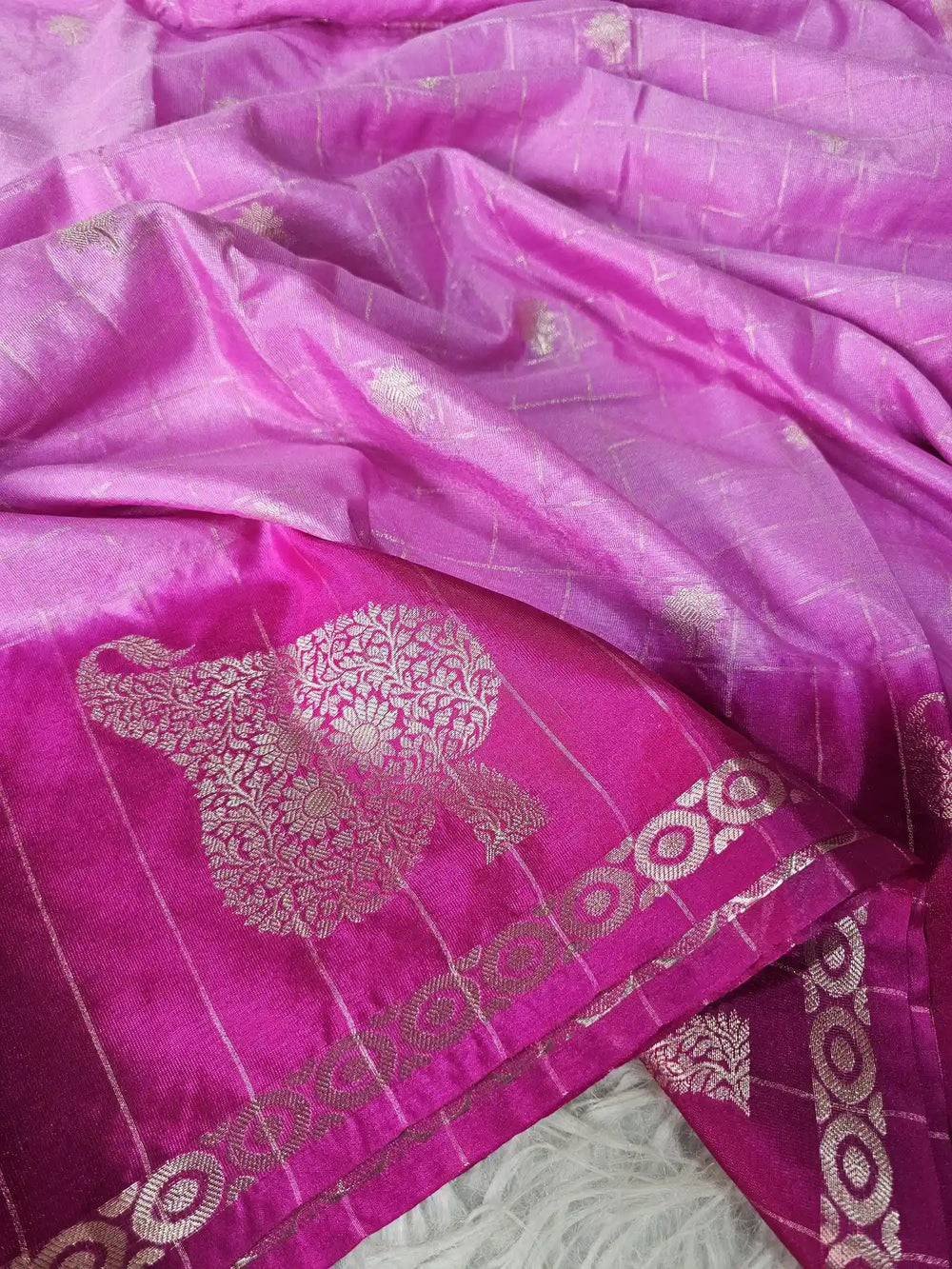 Pink Warm Silk Check Buti Banarasi Saree