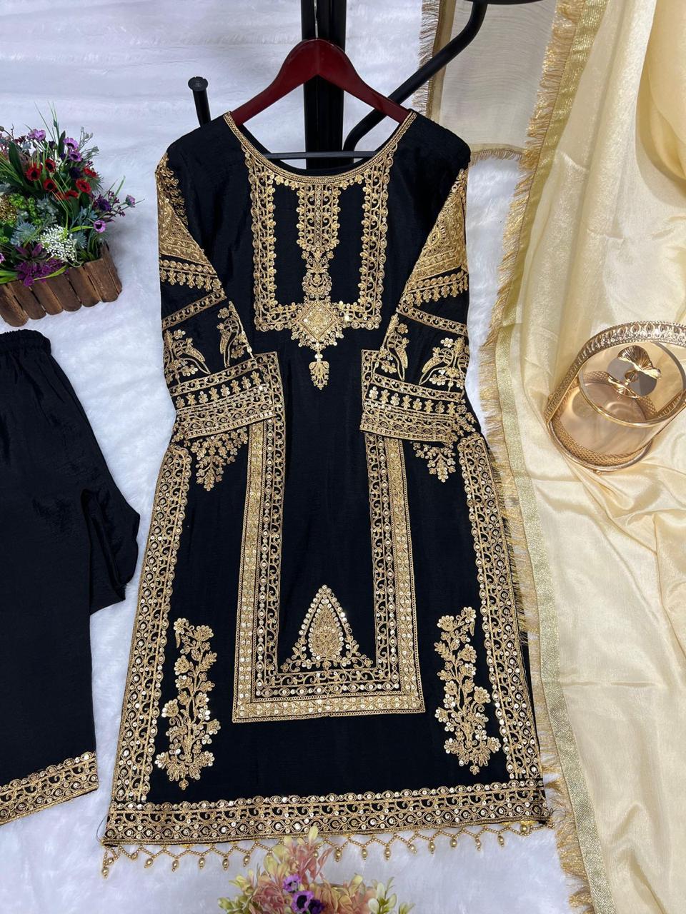 Black Pakistani Beauty Suit with Stitched Bottom