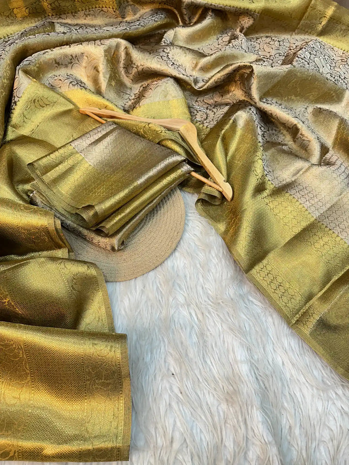 Premium banarasi copper brocade silk saree with rich pallu and blouse 