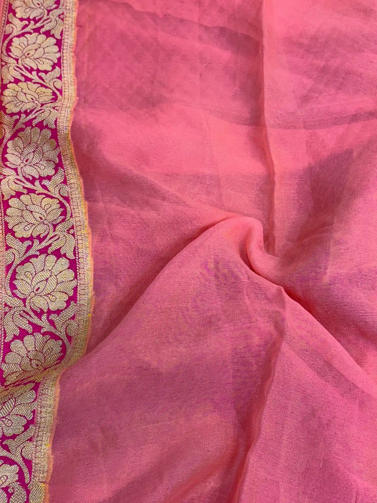 Pretty Pink Rangkat Handbrush Dyed Zig Zag Chiffon Banarasi Saree