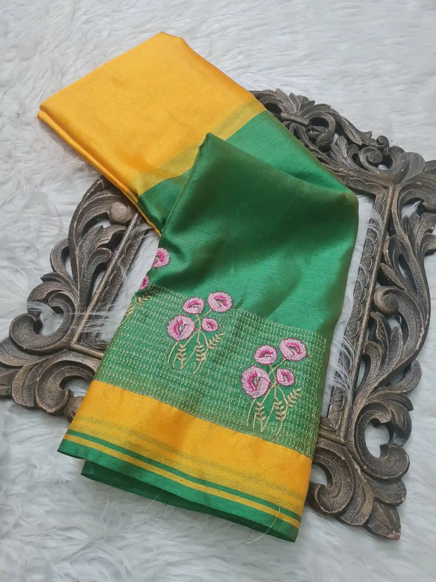 Pretty Soft Silk Exclusive Banarasi Saree