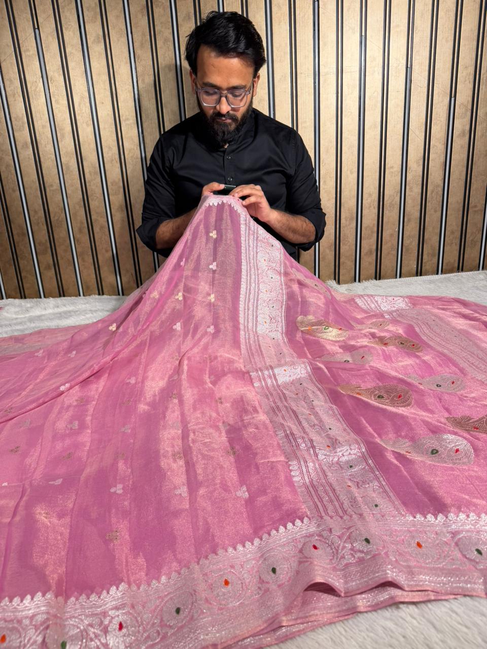 Pretty Metallic Pink Pure Khaddi Tissue Silk Handwoven Banarasi Saree