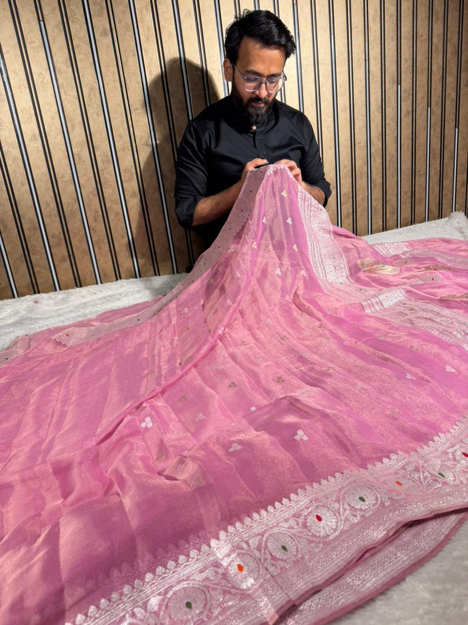 Pretty Metallic Pink Pure Khaddi Tissue Silk Handwoven Banarasi Saree