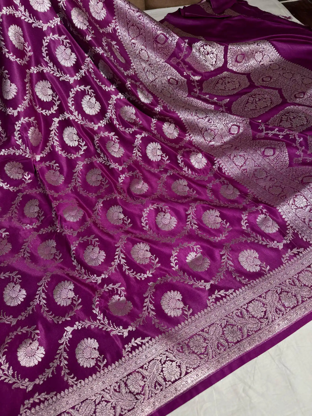 Purple Floral Jaal Weave Mashru Katan Silk Saree