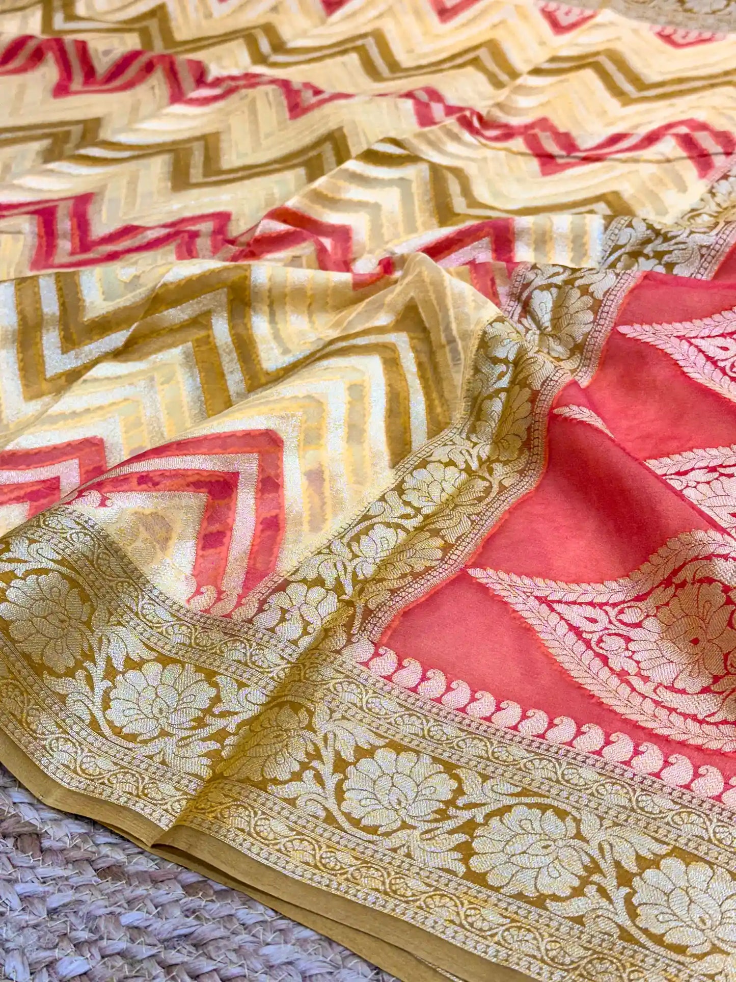 Rangkat Handbrush Dyed Zig Zag Chiffon Banarasi Saree