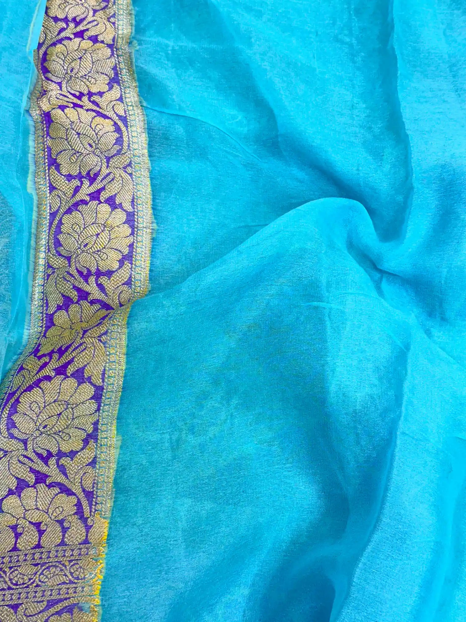 Rangkat Handbrush Dyed Zig Zag Chiffon Banarasi Saree