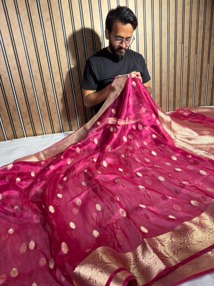 Rani Pink Banarasi Pure Tissue Silk Khaddi Buti Banarasi Saree