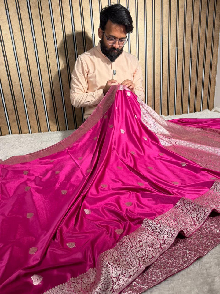 Rani Pink Eccentric Mashru Katan Silk Banarasi Saree